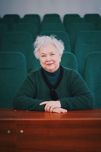 Файл:Тихомирова Є.jpg